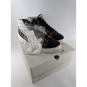 Active Live Well Leopard Print NWT High Top Women's 10 Shoes